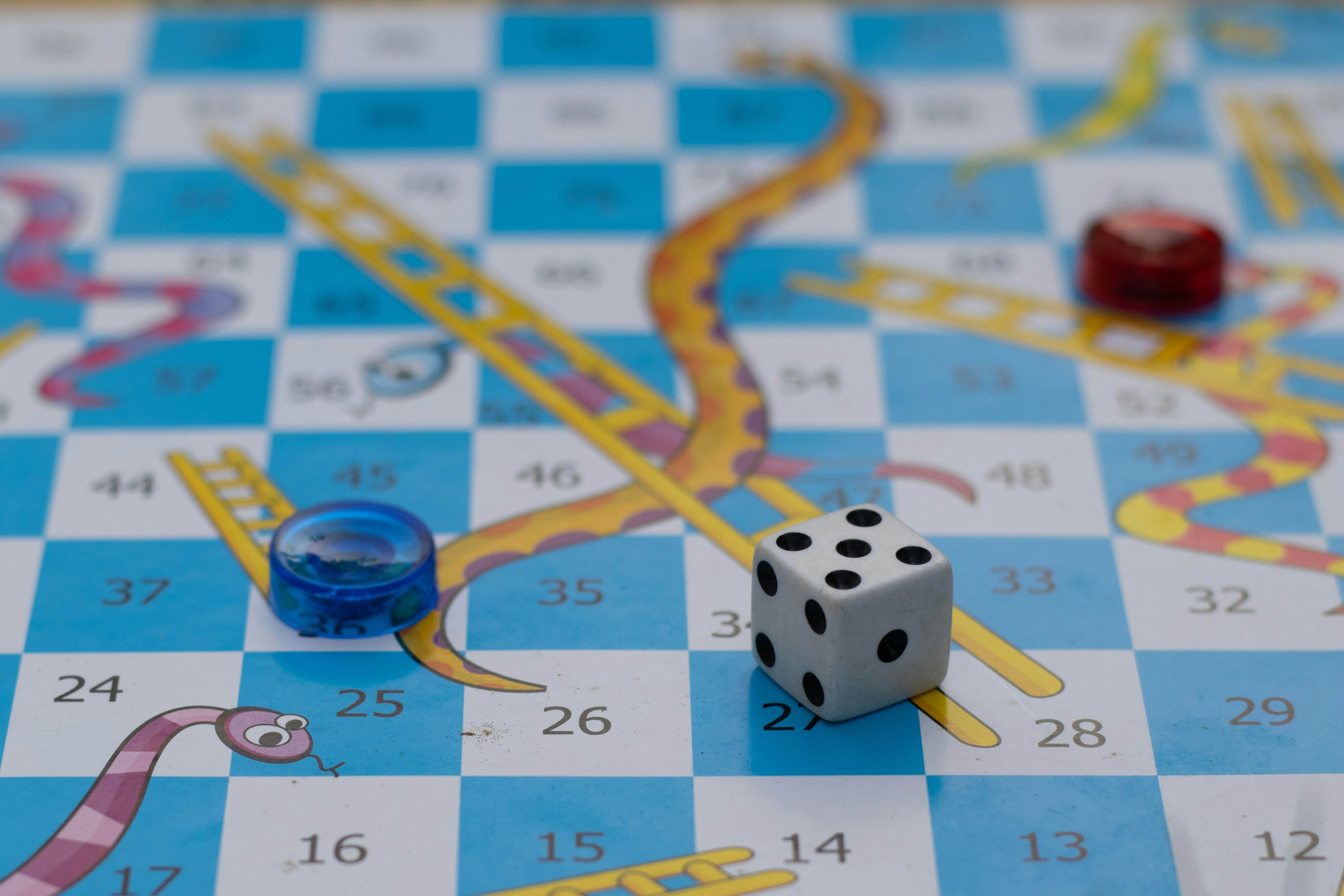 snakes-and-ladders-board-games 
